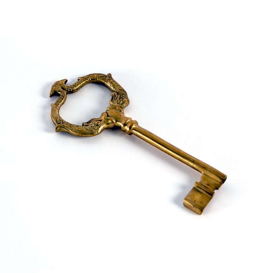 Picture of DOUBLE DOLPHIN KEY-BRASS