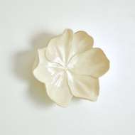 Picture of MAGNOLIA PLATTER-IVORY