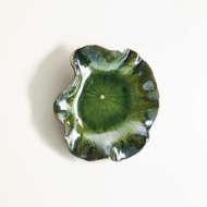 Picture of FREE FORMED LILY PLATE-GREEN