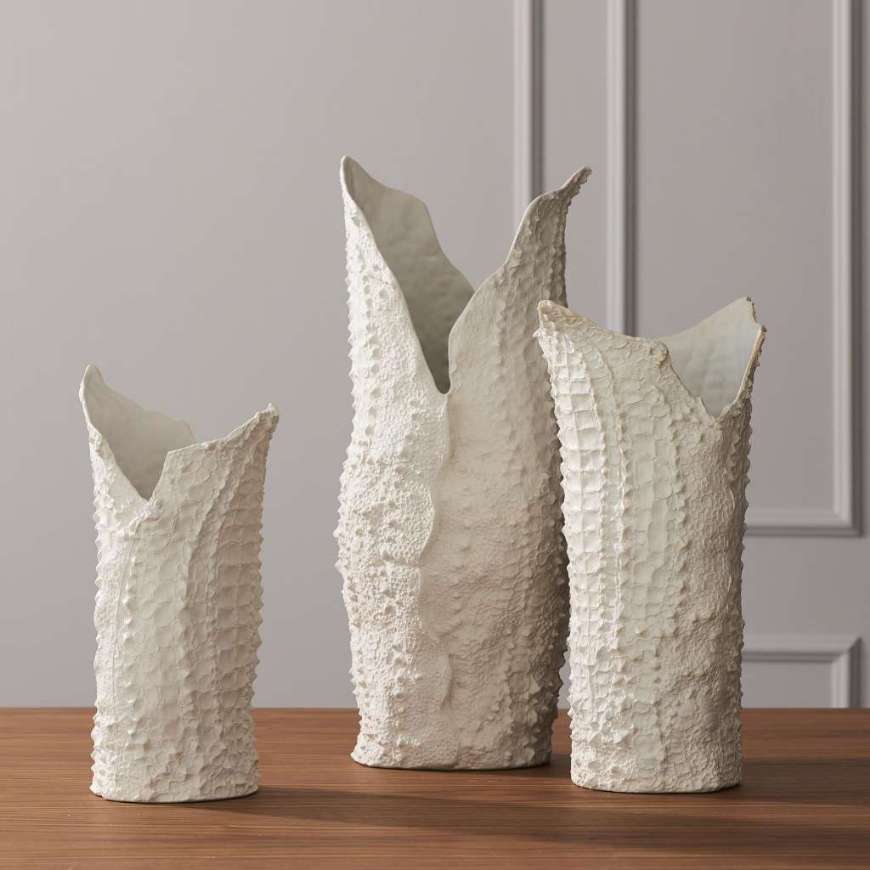 Picture of CROCODILE VASES - MATTE WHITE