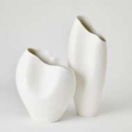 Picture of HORN VASE-MATTE WHITE