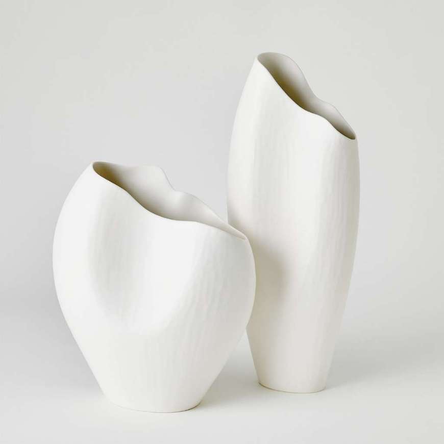 Picture of HORN VASE-MATTE WHITE