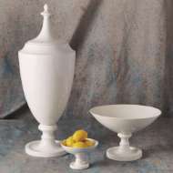 Picture of WHITE GRAND PEDESTAL BOWL