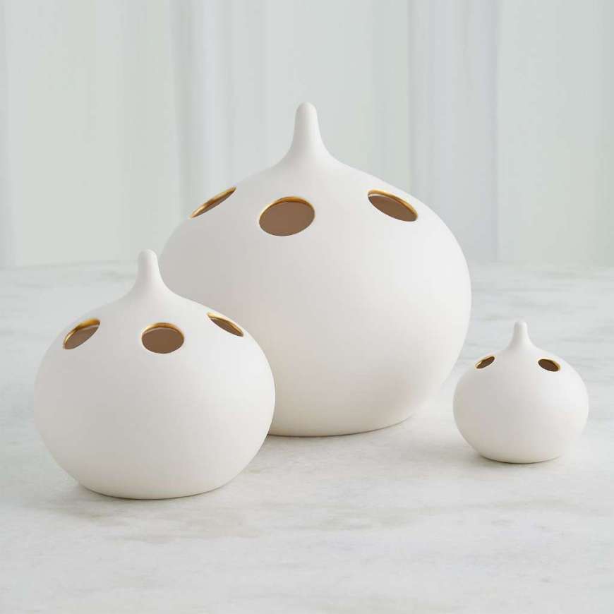 Picture of OH NO VASES-MATTE WHITE/GOLD RIM