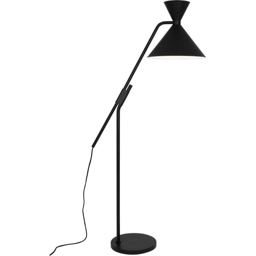 Picture of CINCH FLOOR LAMP IN MATTE BLACK PAINTED FINISH 1250