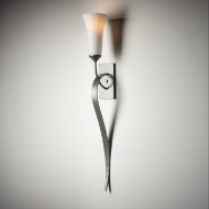 Picture of SWEEPING TAPER SCONCE