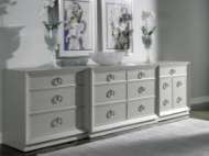 Picture of ZEITGEIST LINEN HALL CHEST