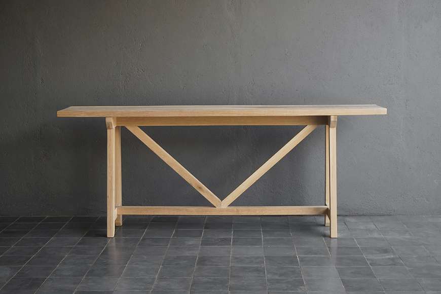 Picture of OAK FRENCH FARM CONSOLE