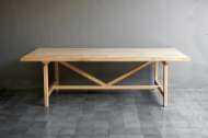 Picture of FARM TABLE IN OAK WITH NO CENTER LEG